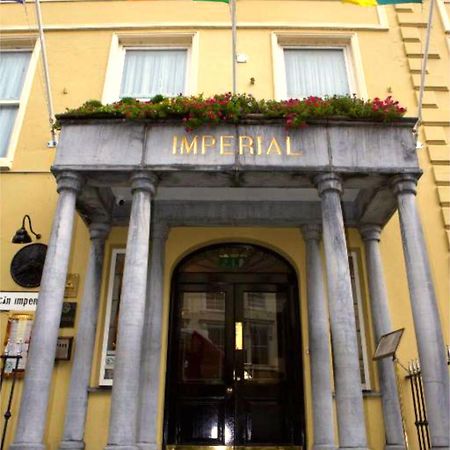 Imperial Hotel Трали Экстерьер фото